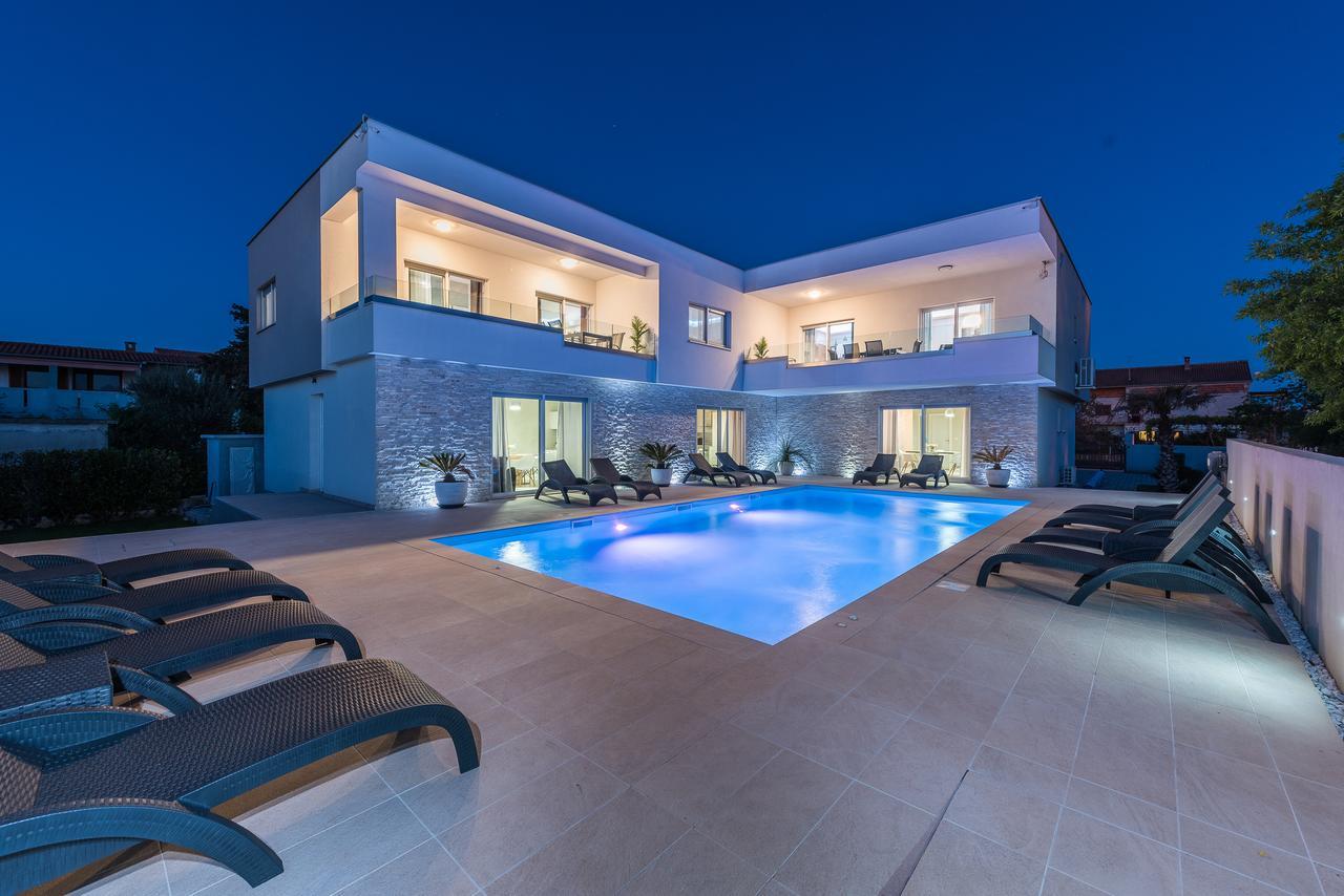 Luxury Apartments Marija Sukosan Bagian luar foto