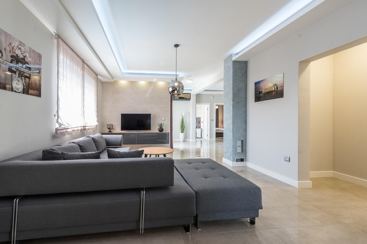 Luxury Apartments Marija Sukosan Bagian luar foto